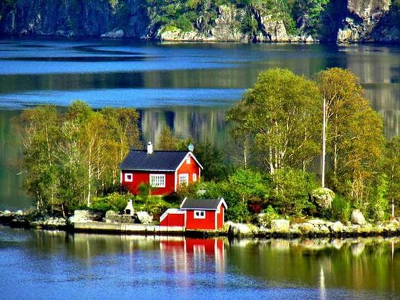A Tranquil Escape: Exploring a Small Island in Lovrafjorden, Norway
